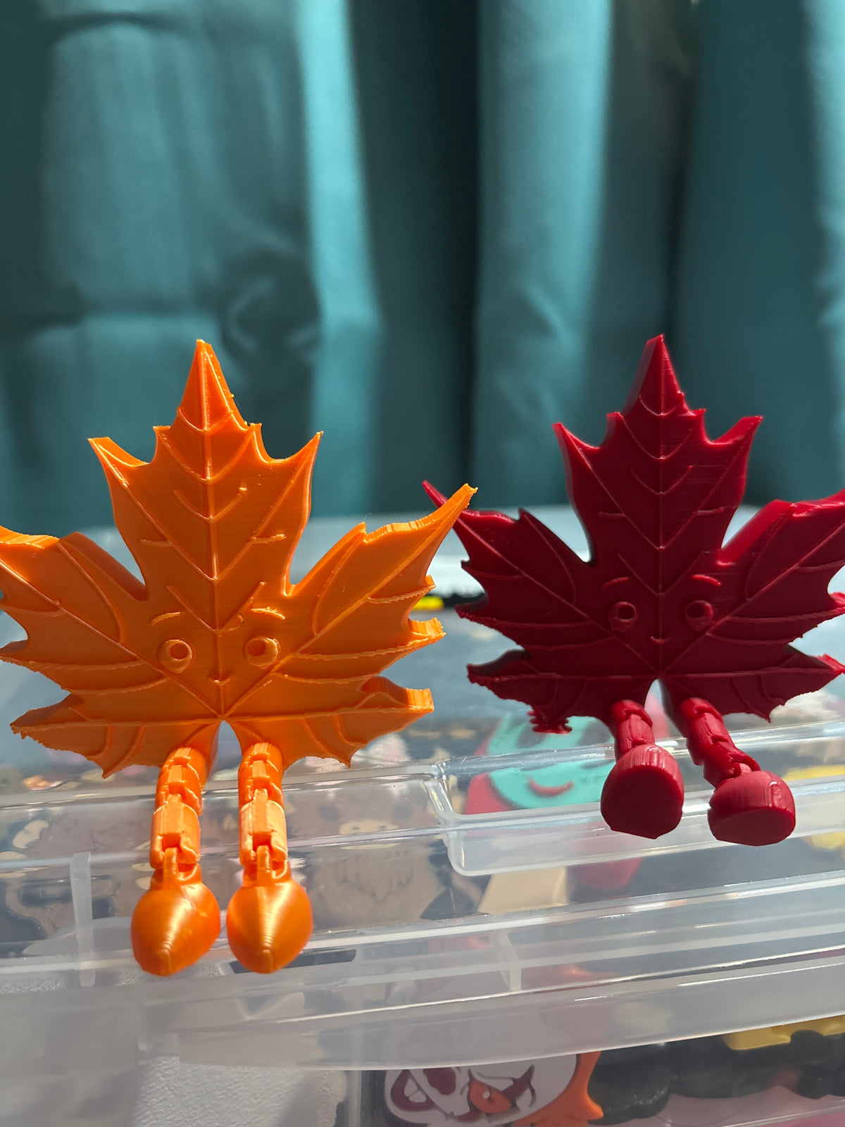Fall leaf articulated buddy